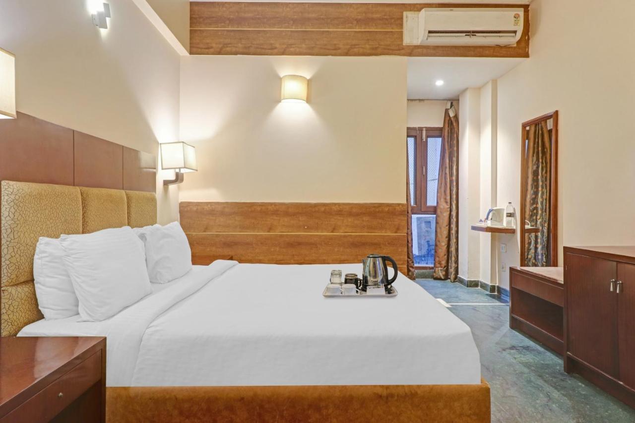Oyo Townhouse 934 L'Elegant Hotel & Banquetby Ace Manor Ghaziabad Exterior foto